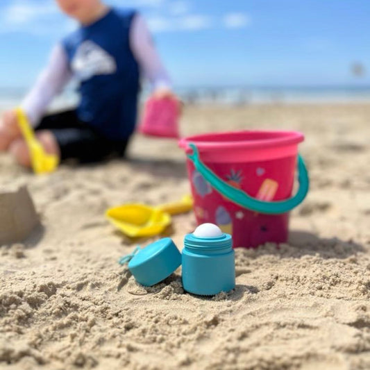 Sky Blue Refillable Sunscreen Applicator